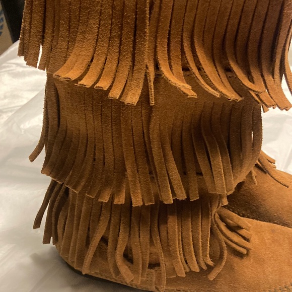 Minnetonka Fringe Moccasins Leather Suede Boots. size8 - Picture 5 of 10